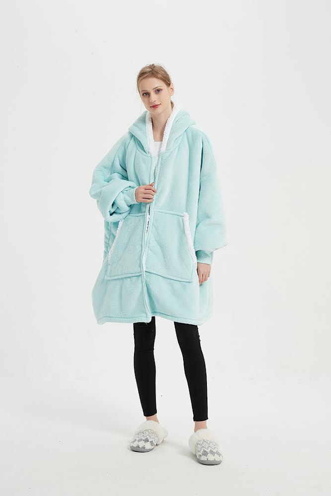 CozyNest Zipper Hoodie Blanket – Ultra Warm