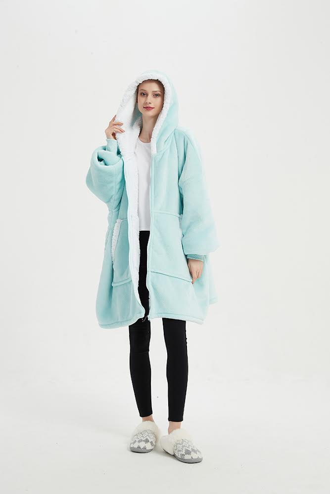 CozyNest Zipper Hoodie Blanket – Ultra Warm