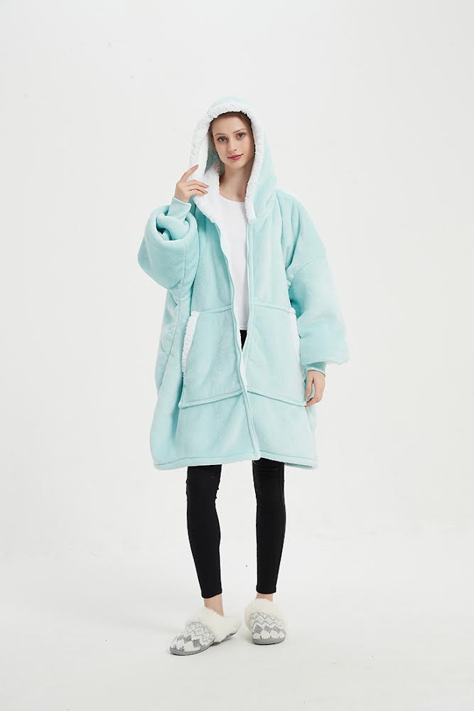 CozyNest Zipper Hoodie Blanket – Ultra Warm