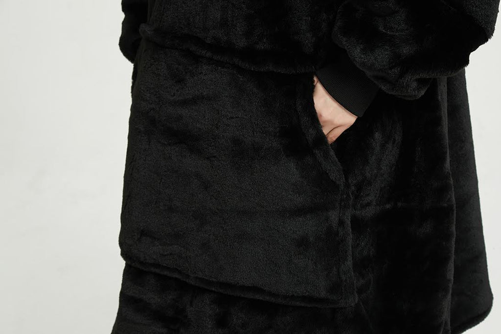 CozyNest Oversized Hoodie Blanket – Multiple Colours